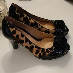 Nurture sz 7.5 heels leopard print heels NEW